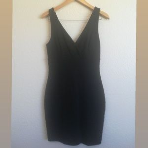 🌷 Black Express Bodycon Dress